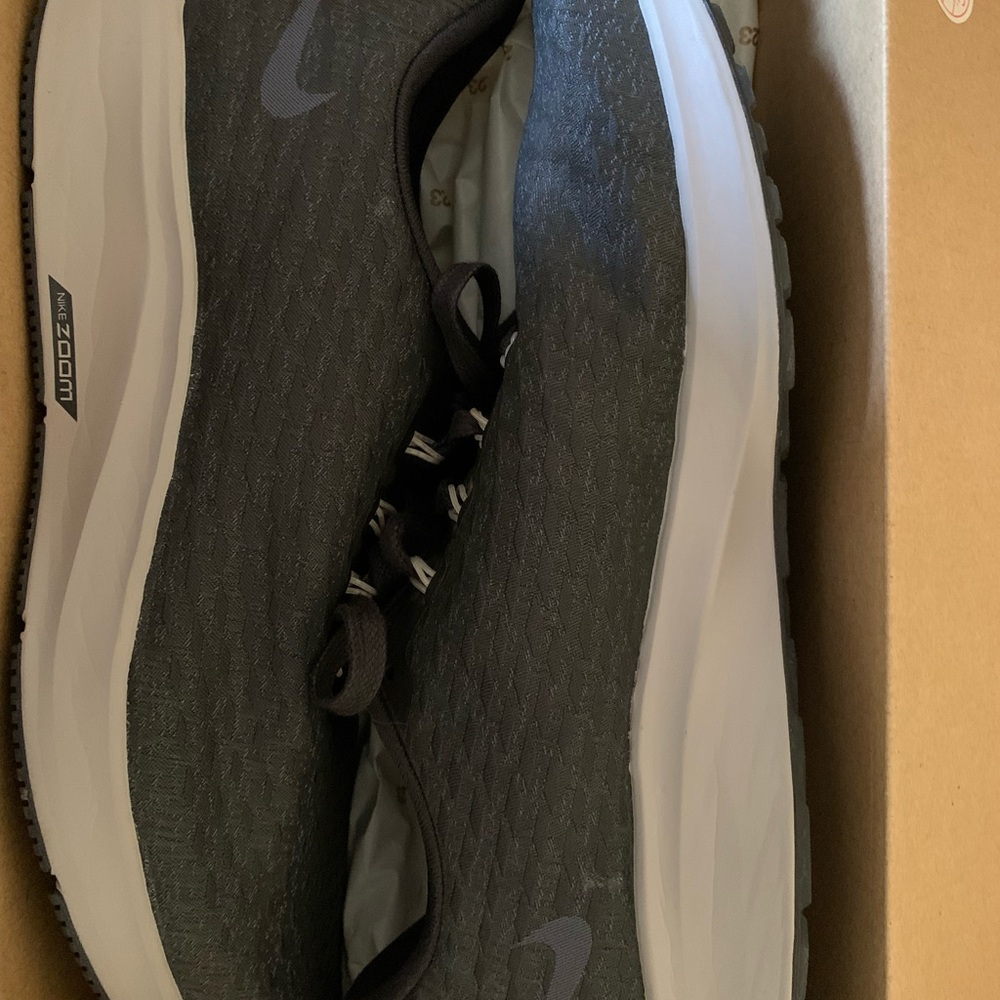 Nike Zoom Pegasus 35 Men/Women’s Black Running Shoes Brand New Size 11.